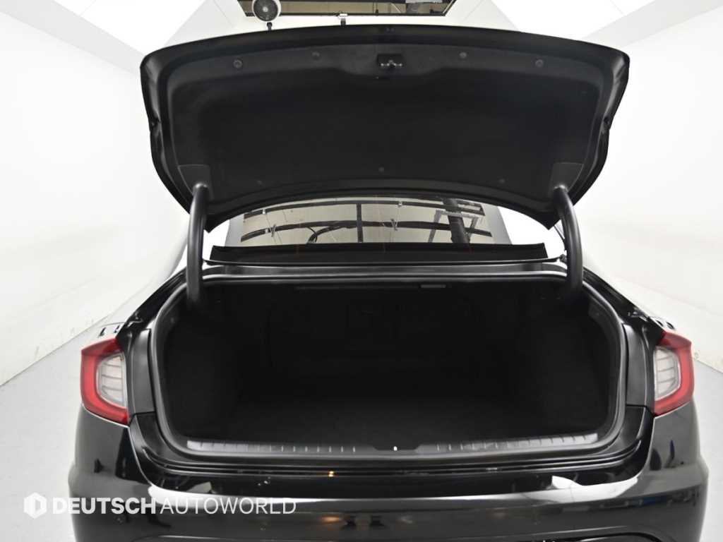 Hyundai Sonata — photo 19