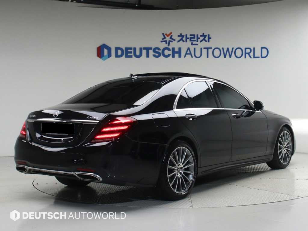 Mercedes-Benz S-Class — photo 03