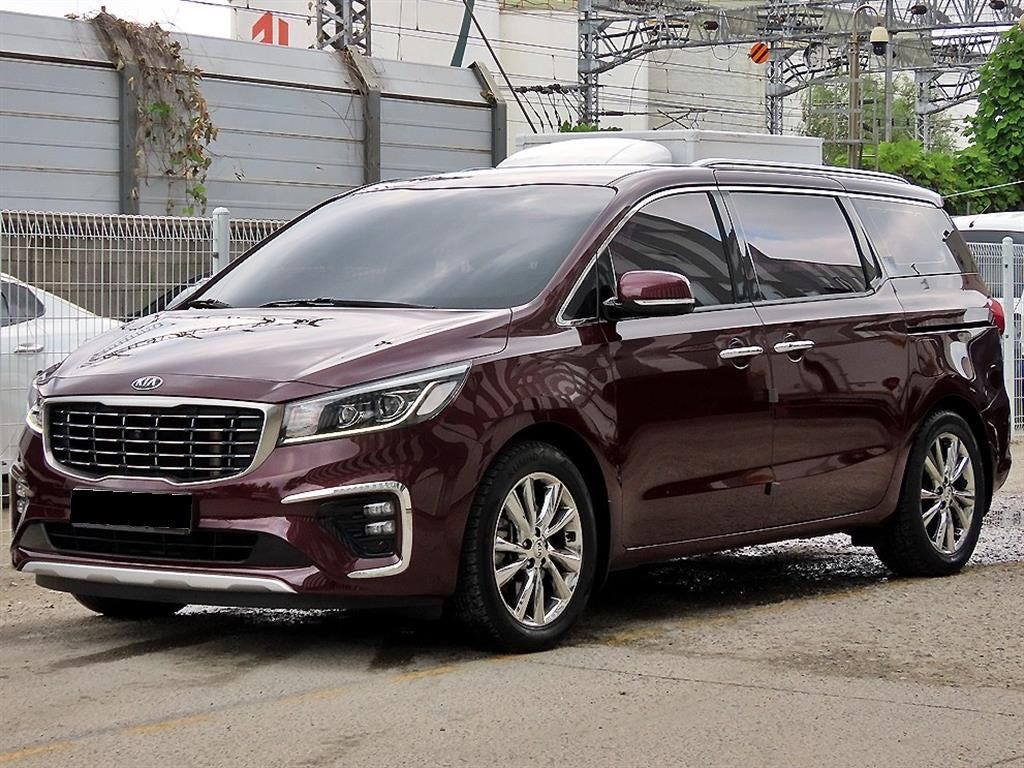 Kia Carnival — photo 02