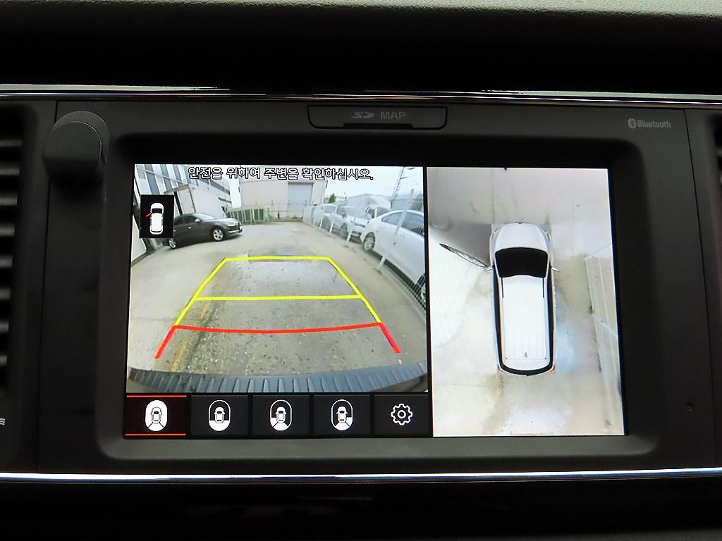 Kia Carnival — photo 14