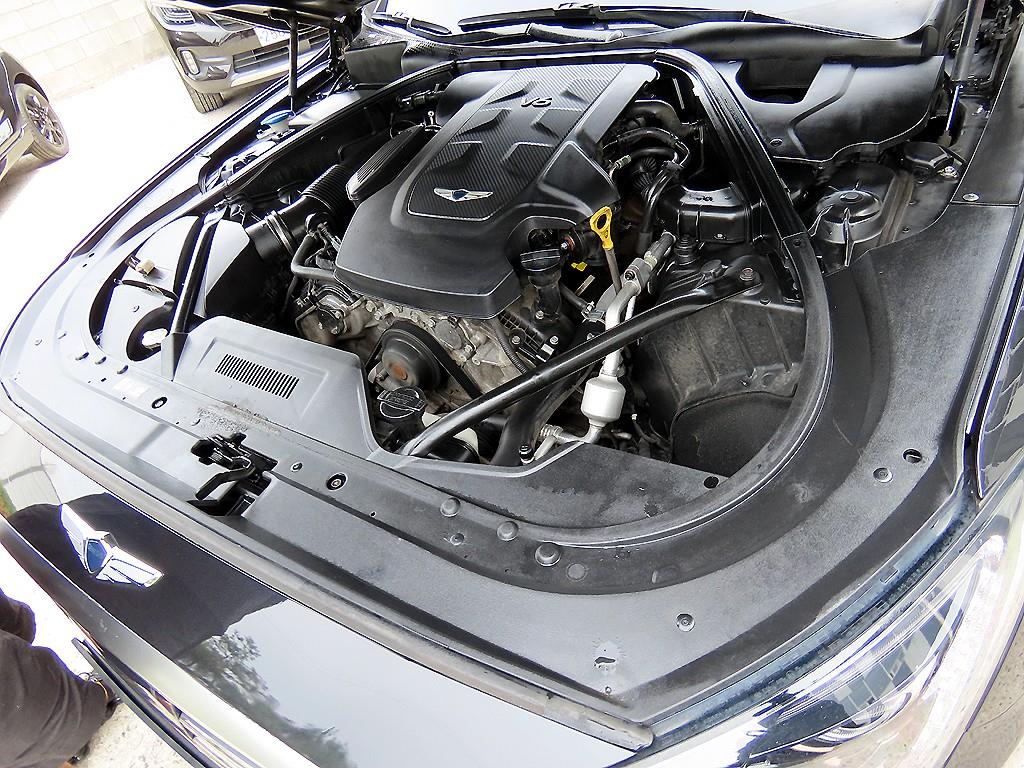 Genesis G80 — photo 19
