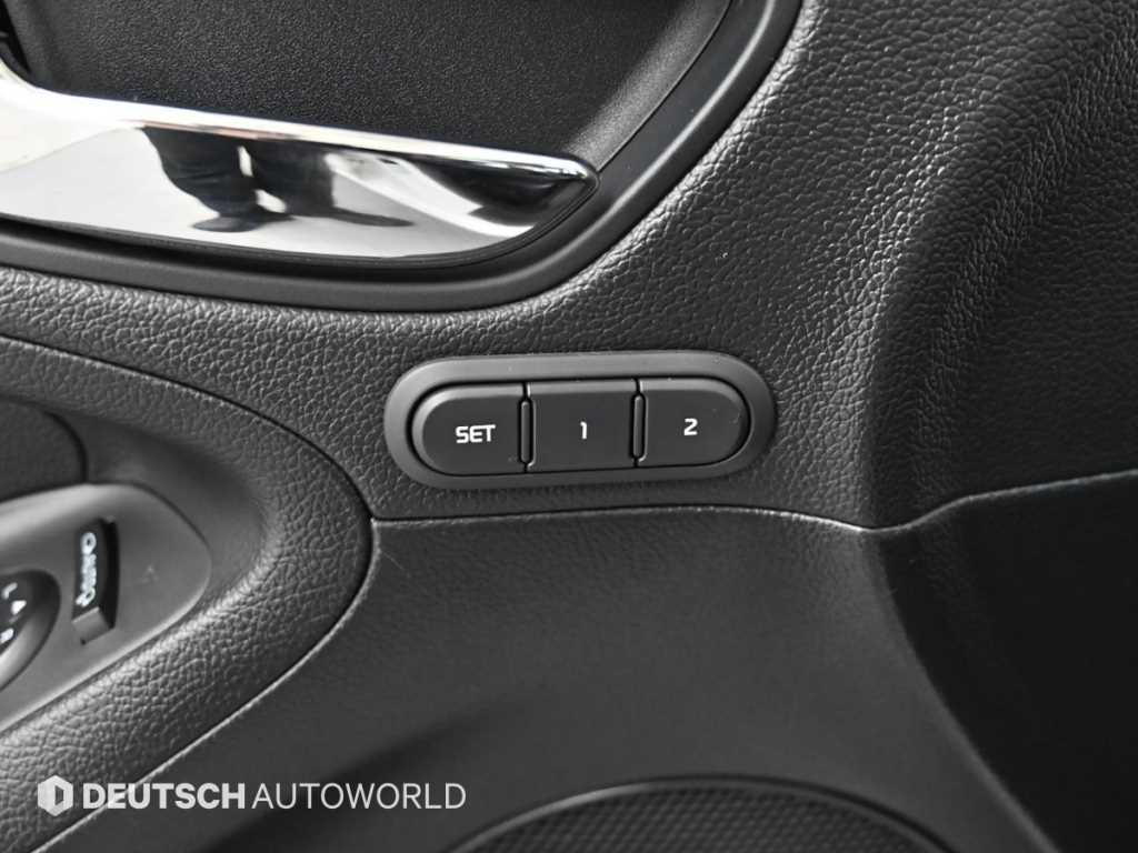 Kia K3 — photo 17
