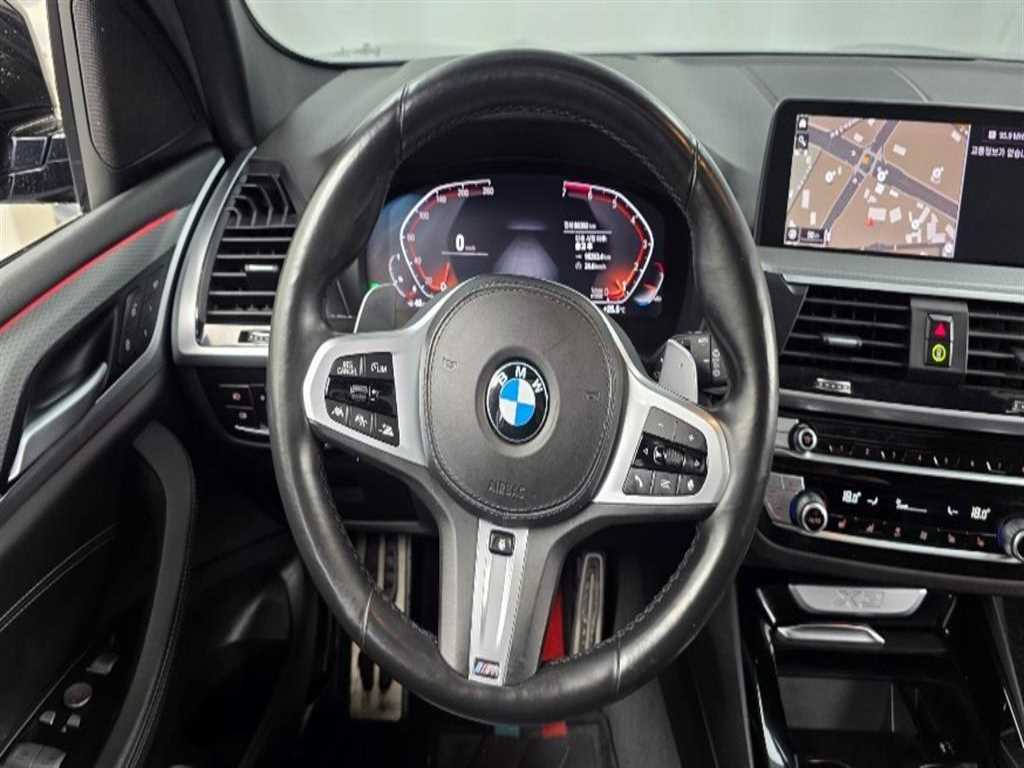 BMW X3 — photo 11