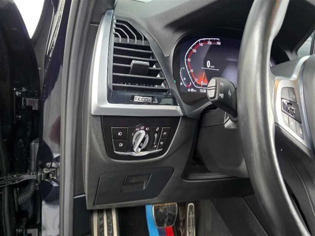 BMW X3 — photo 14