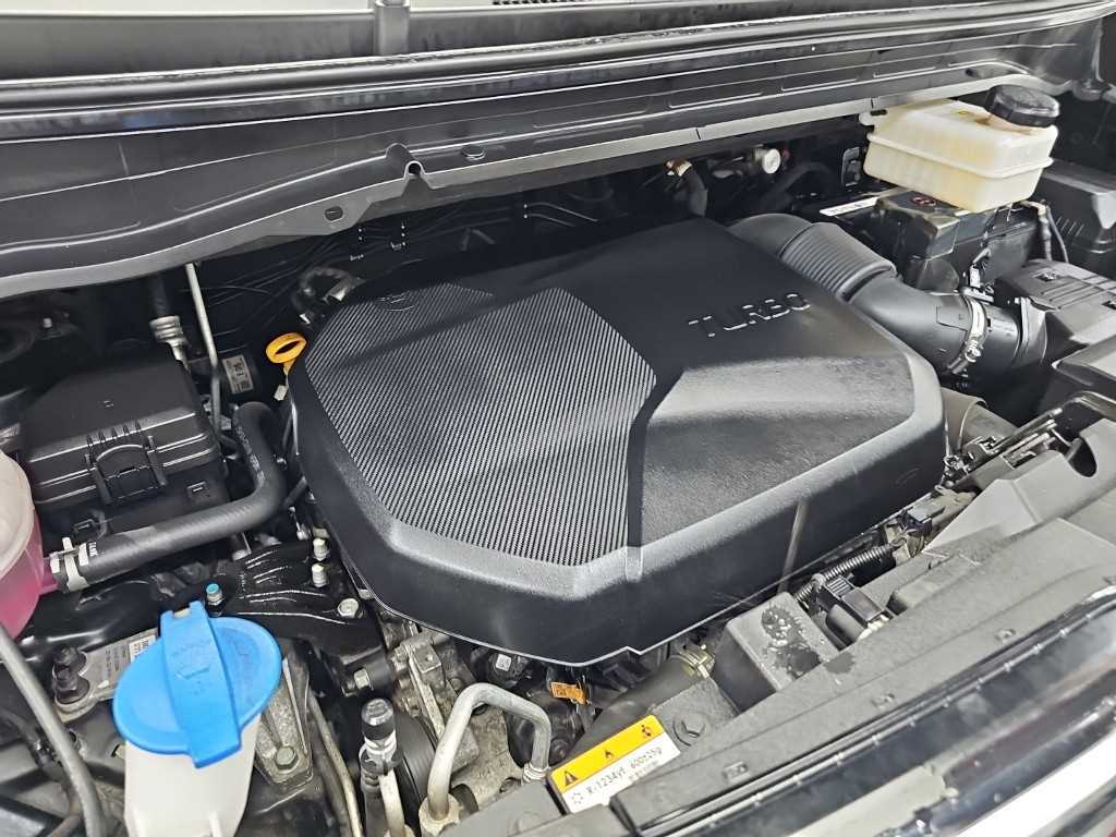 Hyundai Staria — photo 05