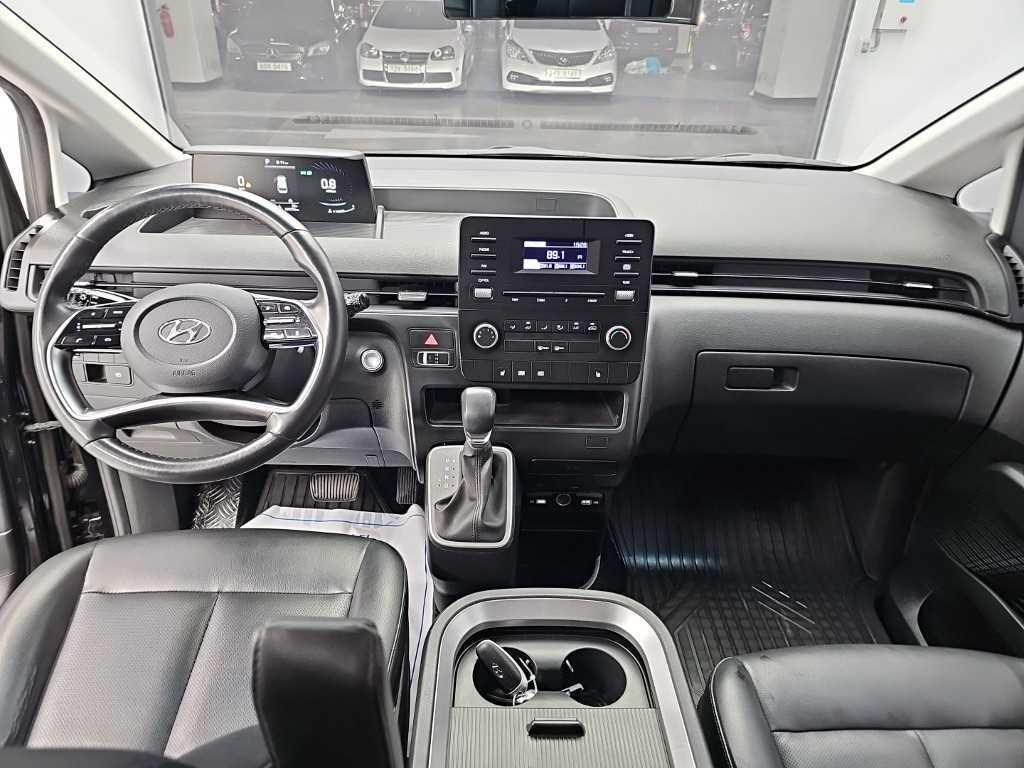 Hyundai Staria — photo 07