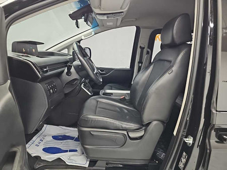 Hyundai Staria — photo 11