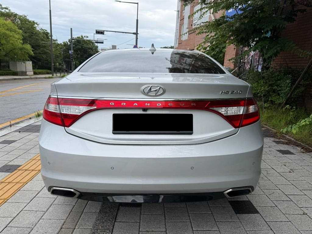 Hyundai Grandeur — photo 05