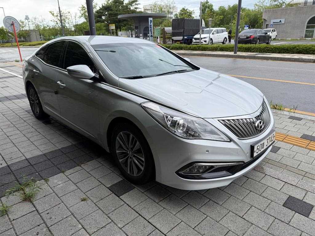 Hyundai Grandeur — photo 07