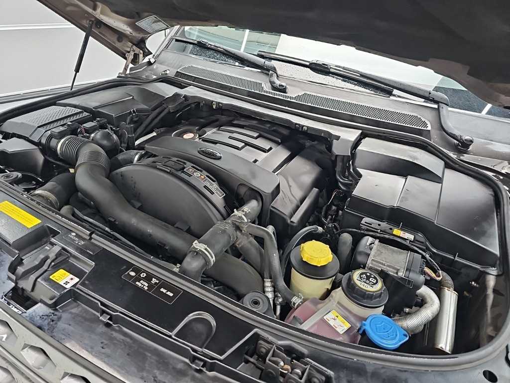 Land Rover Discovery — photo 05