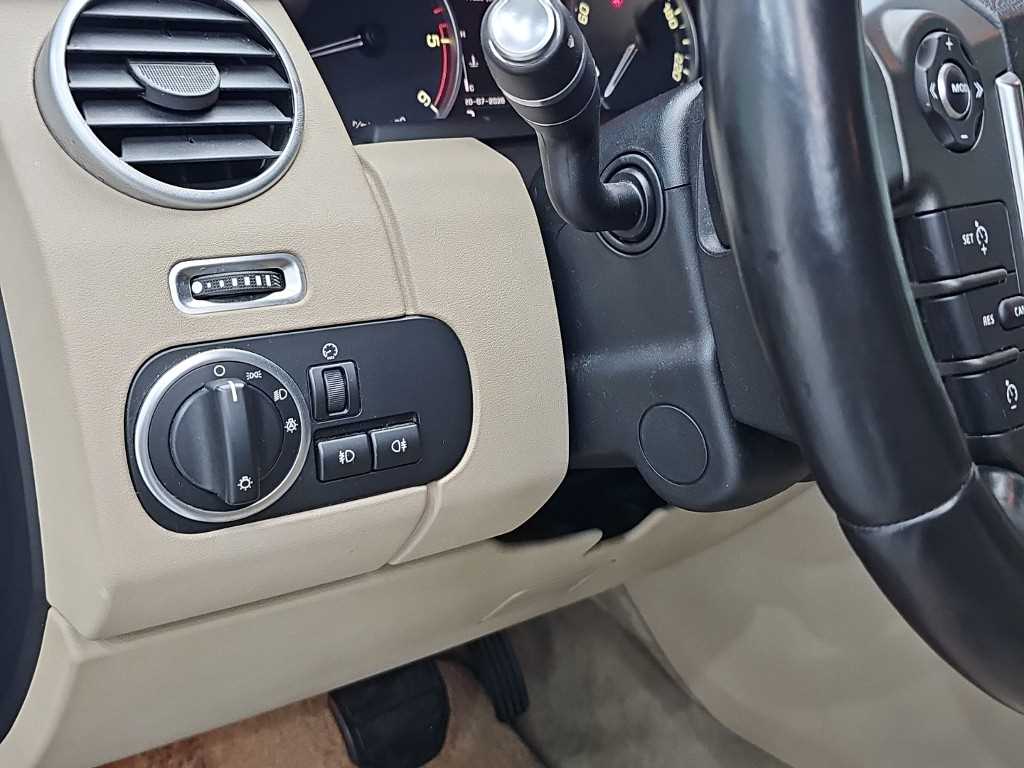 Land Rover Discovery — photo 18