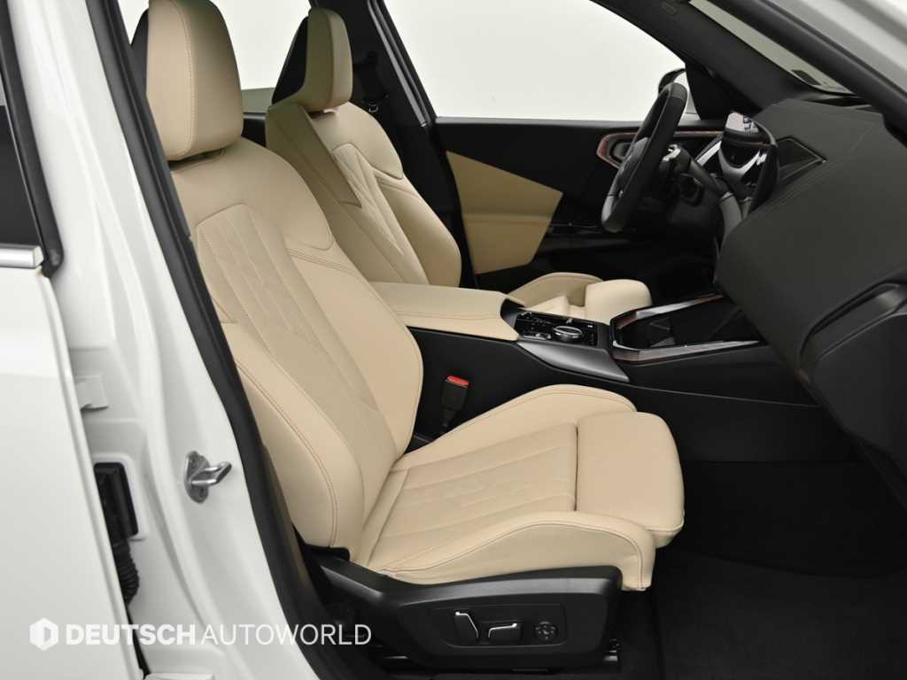 BMW X3 — photo 10