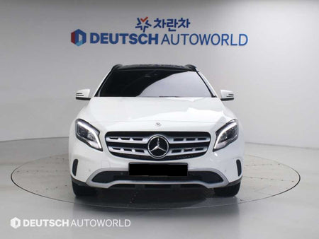 Mercedes-Benz GLA-Class — photo 01