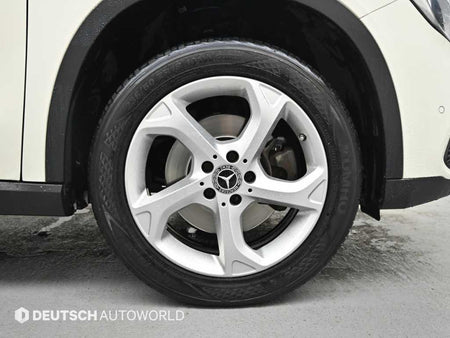 Mercedes-Benz GLA-Class — photo 05