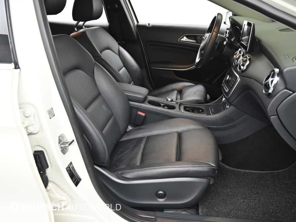 Mercedes-Benz GLA-Class — photo 10