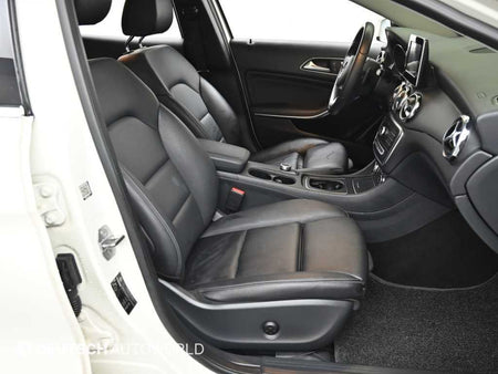 Mercedes-Benz GLA-Class — photo 10