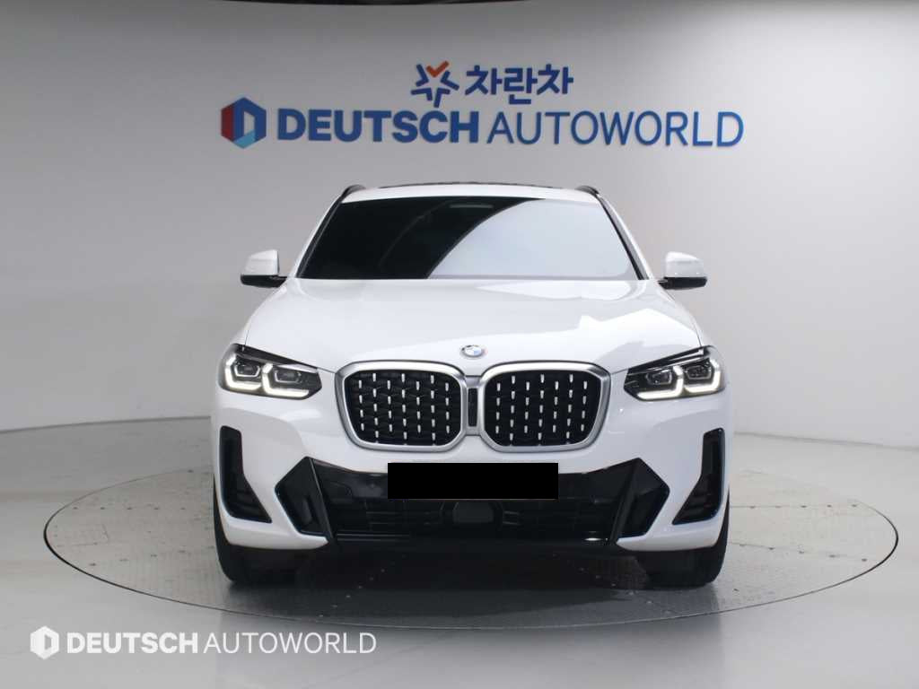 BMW X4 — photo 03