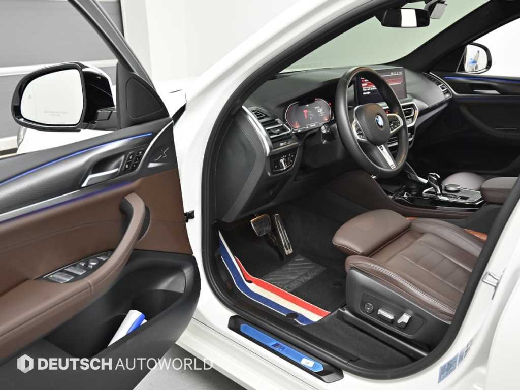 BMW X4 — photo 11