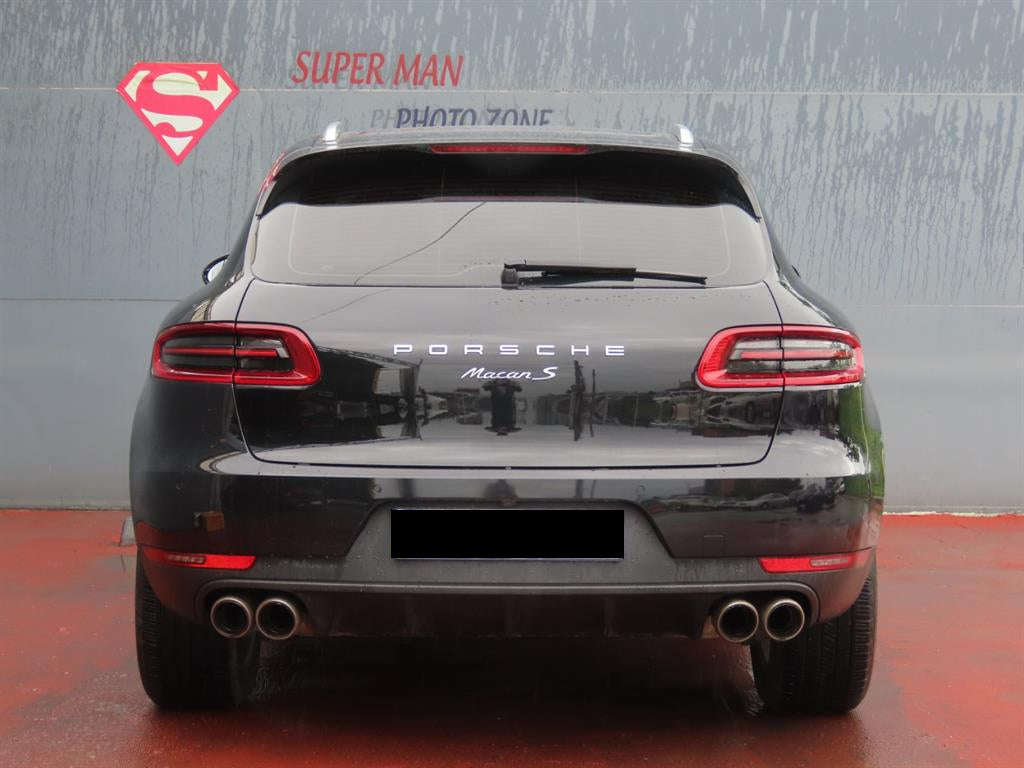 Porsche Macan — photo 04