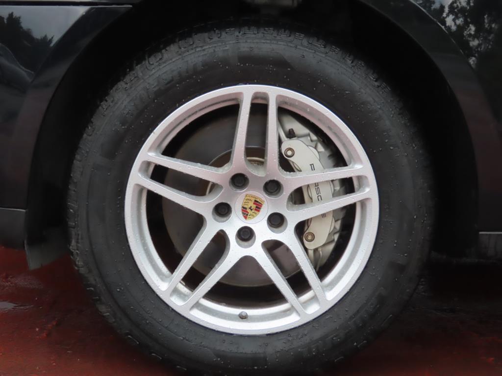 Porsche Macan — photo 20