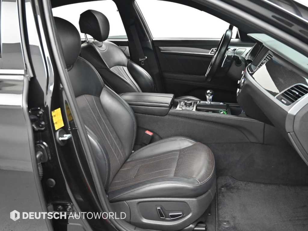 Genesis G80 — photo 10