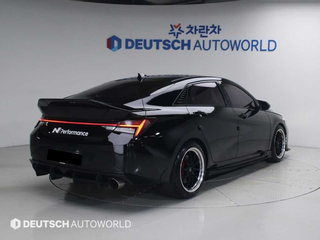 Hyundai Avante — photo 02