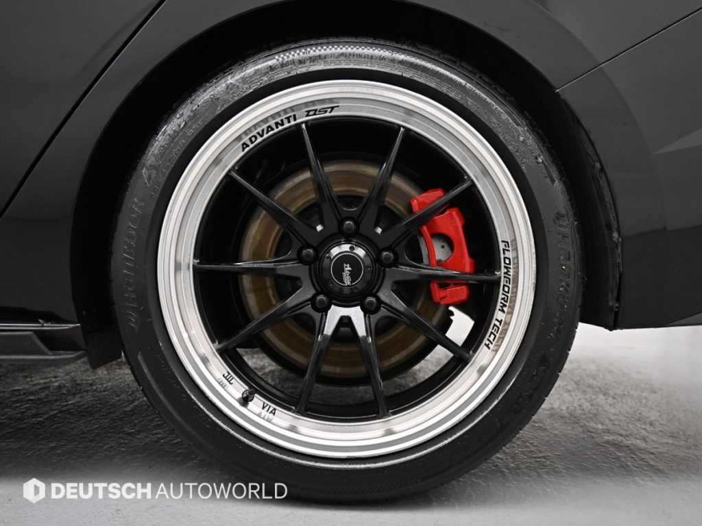 Hyundai Avante — photo 05