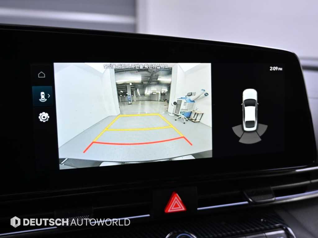 Hyundai Avante — photo 15