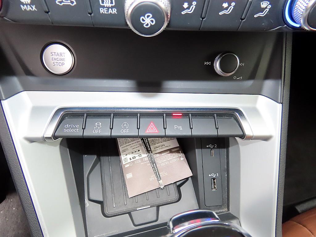 Audi Q3 — photo 13