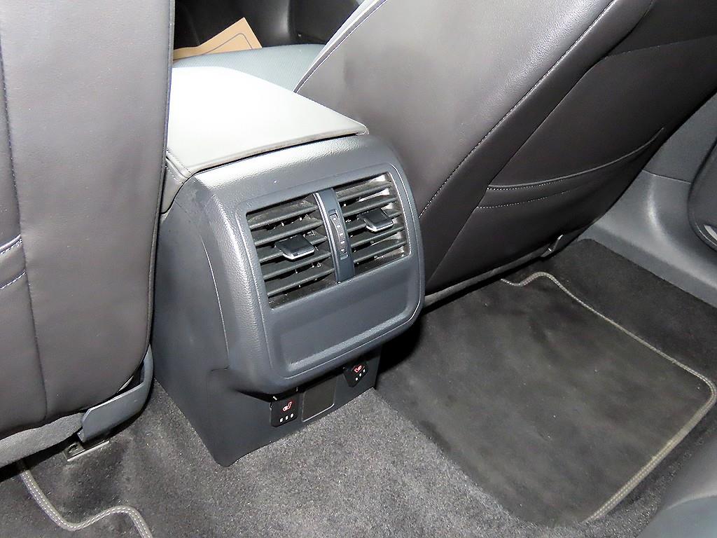 Volkswagen Arteon — photo 16