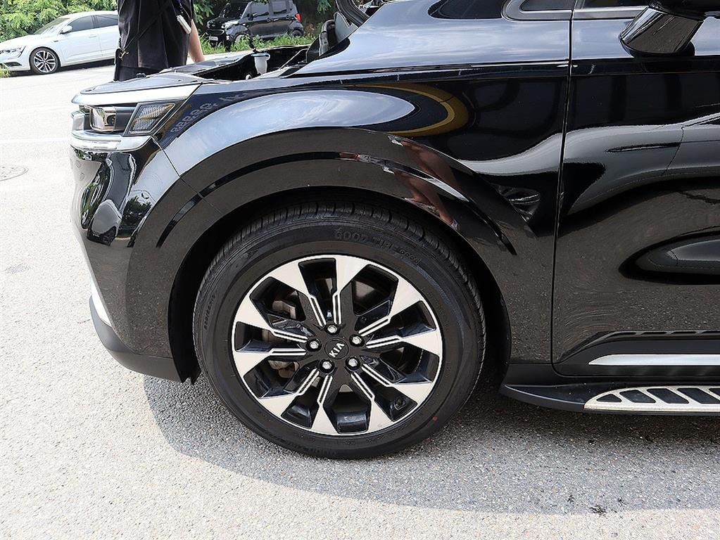 Kia Carnival — photo 18