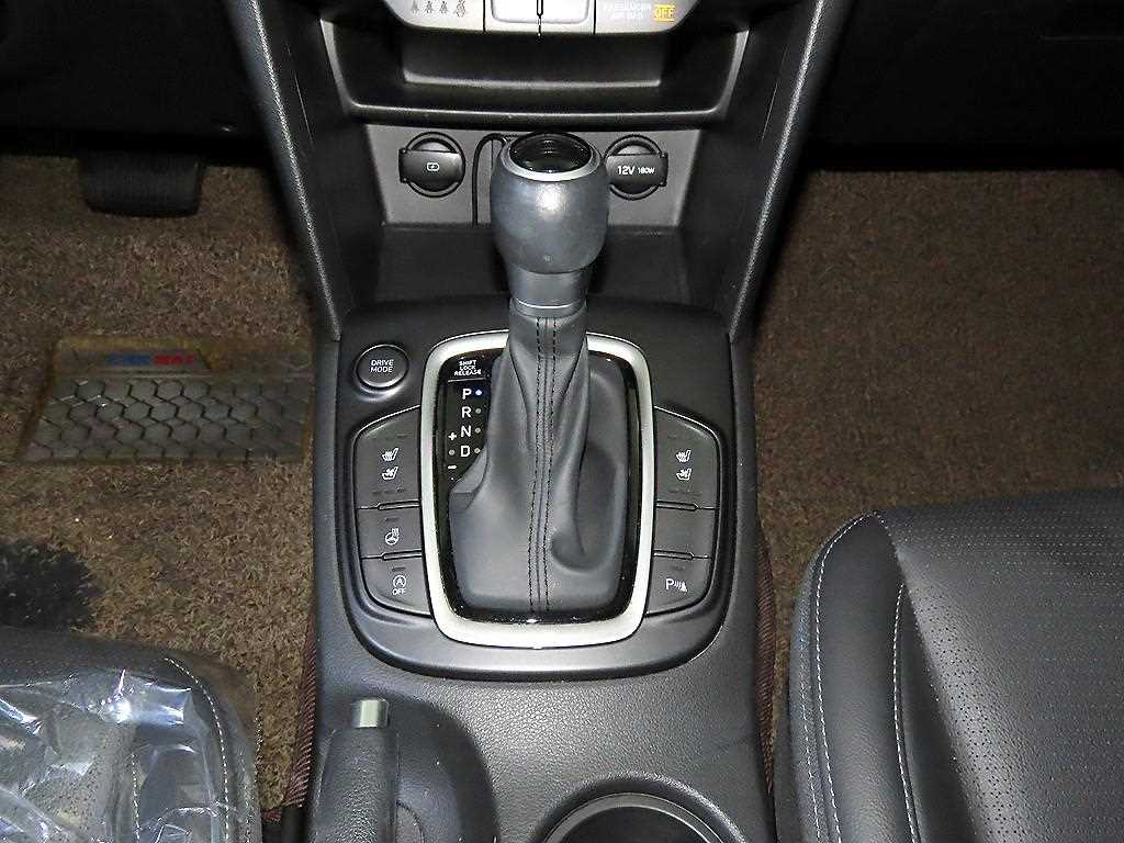 Hyundai Kona — photo 12