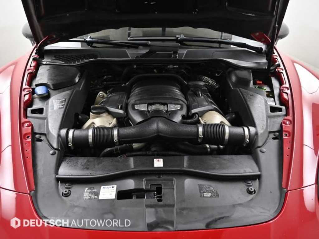 Porsche Cayenne — photo 06