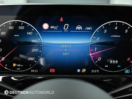 Mercedes-Benz E-Class — photo 08