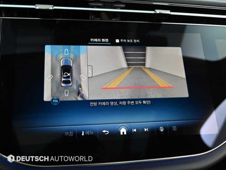 Mercedes-Benz E-Class — photo 15