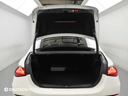 Mercedes-Benz E-Class — photo 19