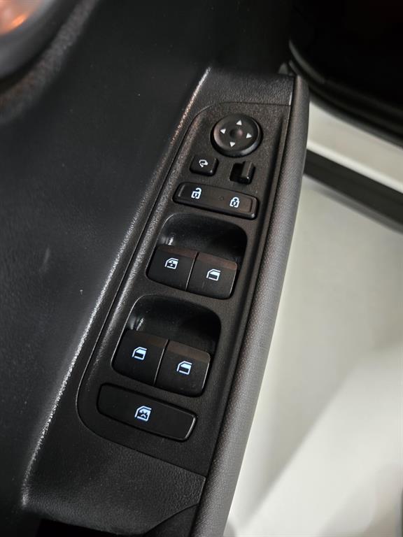 Hyundai Casper — photo 16