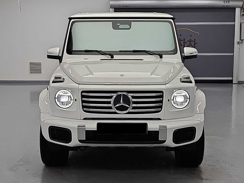Mercedes-Benz G-Class — photo 01