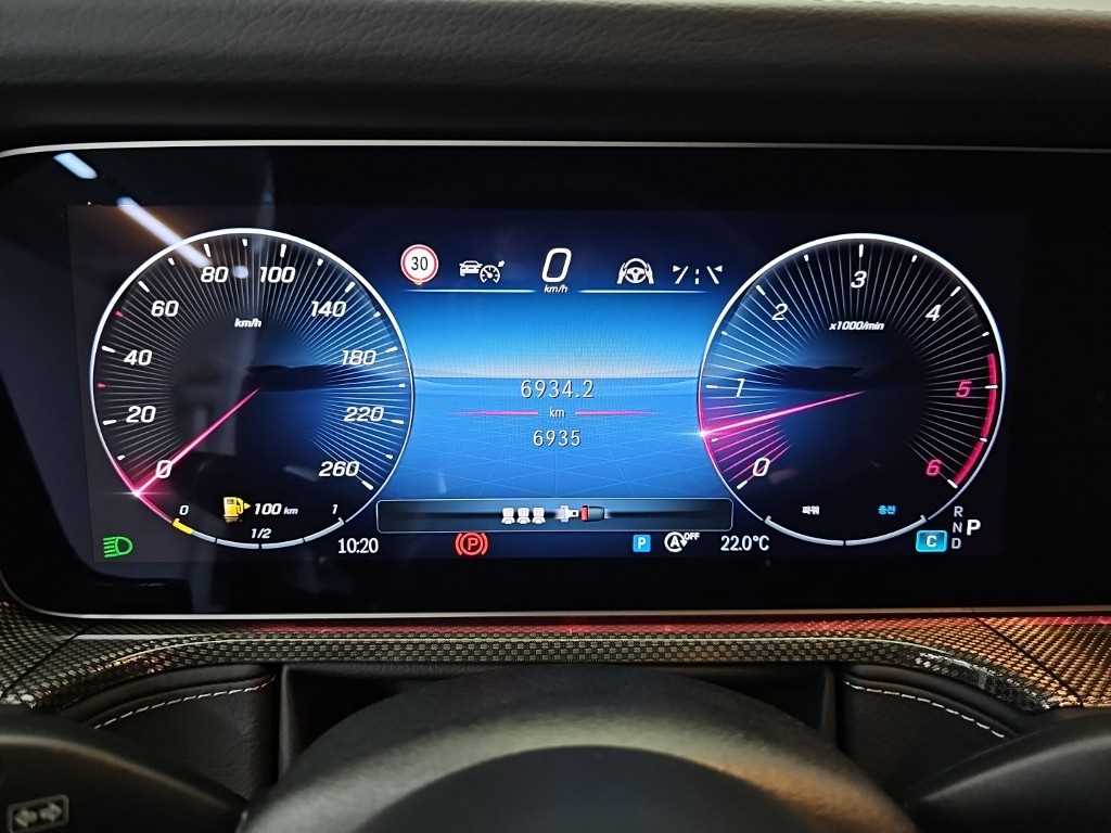 Mercedes-Benz G-Class — photo 06