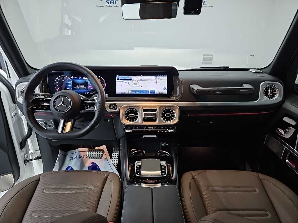 Mercedes-Benz G-Class — photo 07