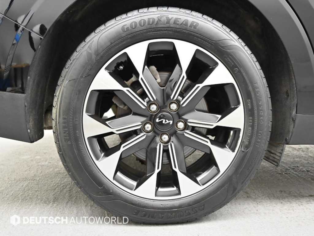 Kia Carnival — photo 05