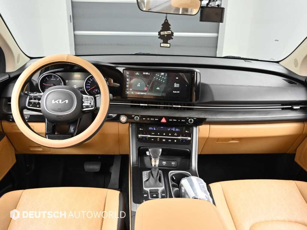 Kia Carnival — photo 07