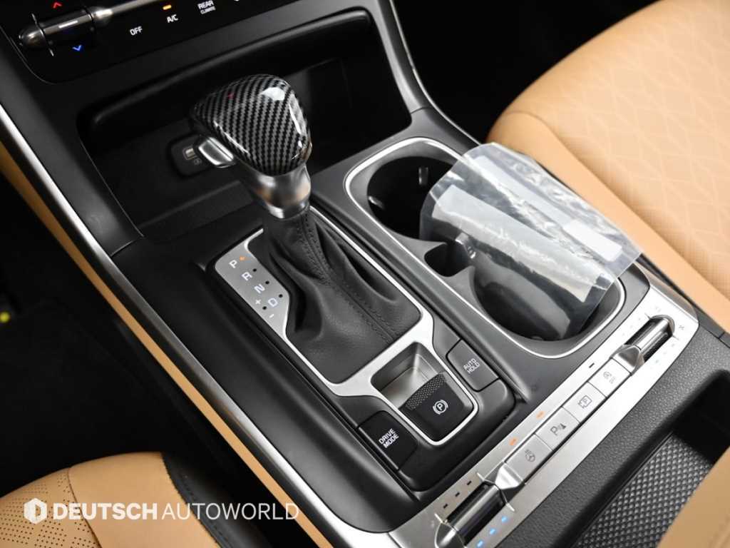 Kia Carnival — photo 09