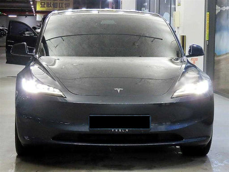 Tesla Model 3 — photo 02