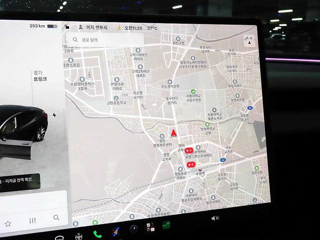 Tesla Model 3 — photo 13