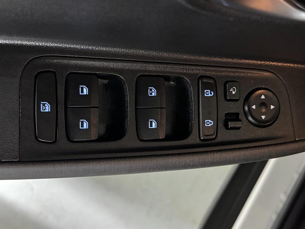 Hyundai Casper — photo 14