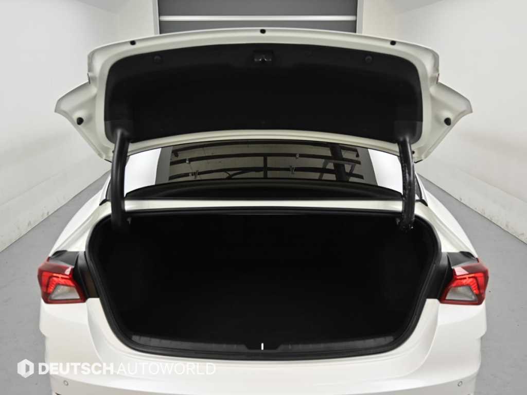 Kia K5 — photo 19