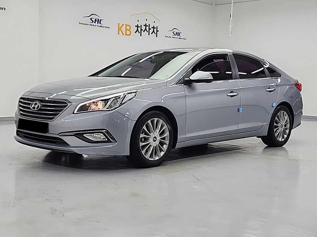 Hyundai Sonata — photo 01
