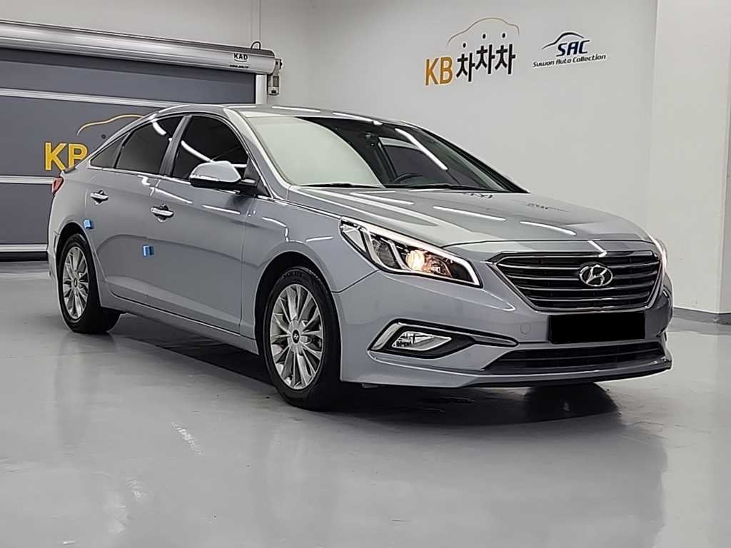 Hyundai Sonata — photo 04