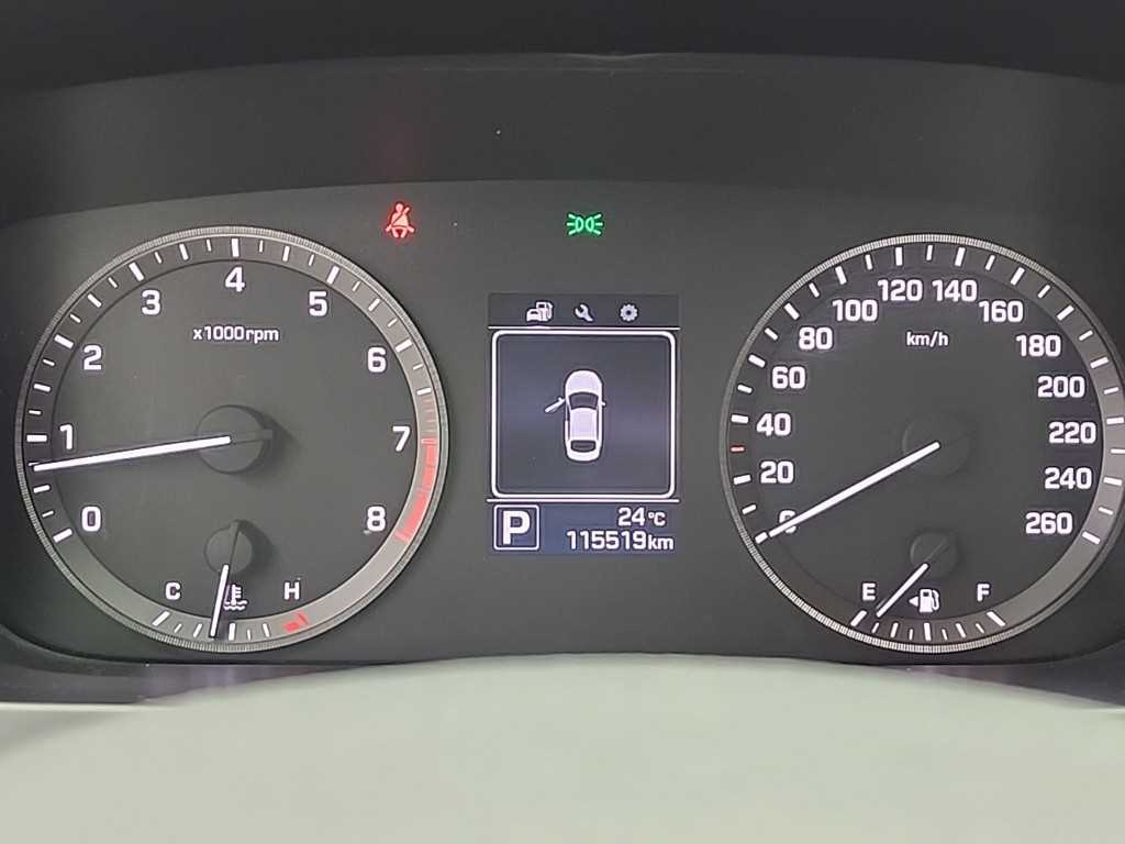Hyundai Sonata — photo 06
